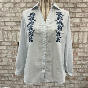 Lapis Embroidered Blue Floral Women's Top Size Small